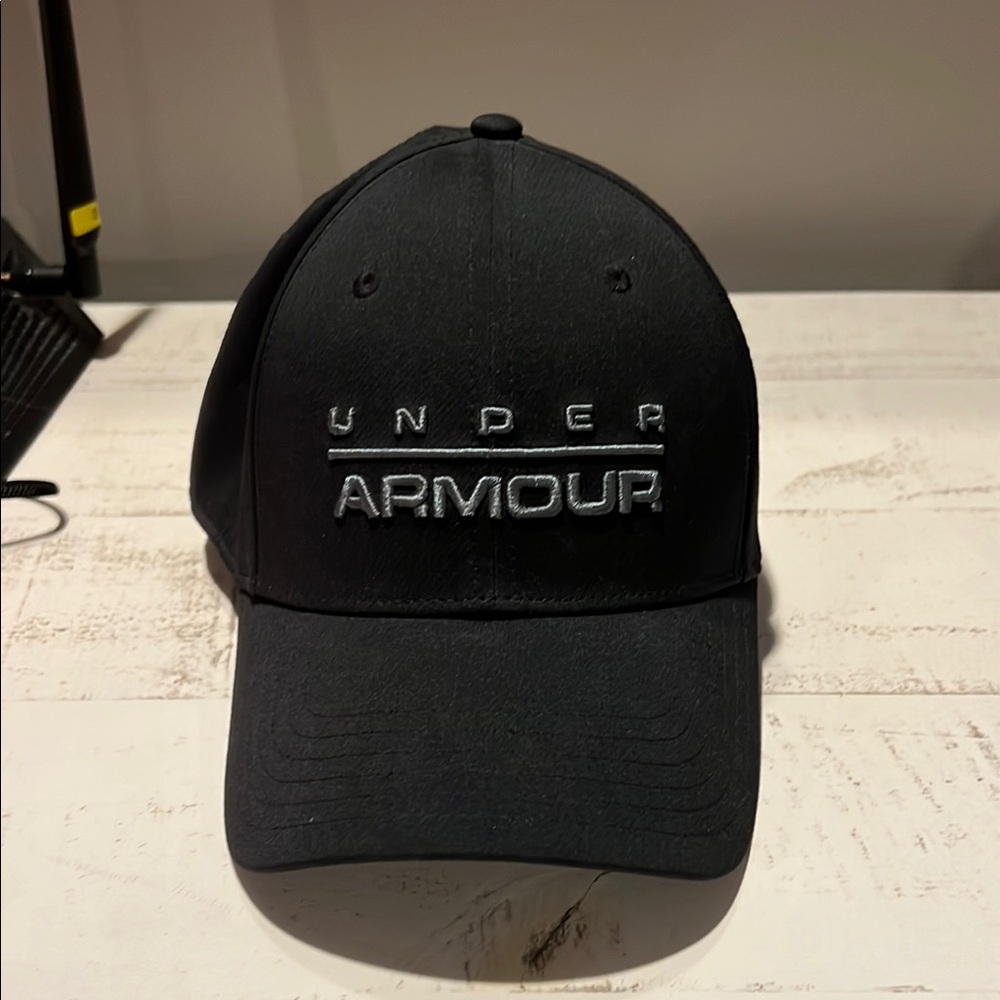Under Armour Dark Cap